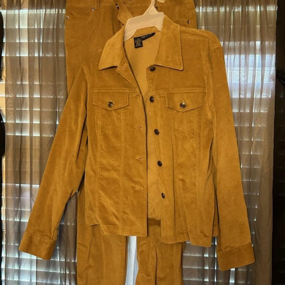 Women's Corduroy Pant suit
